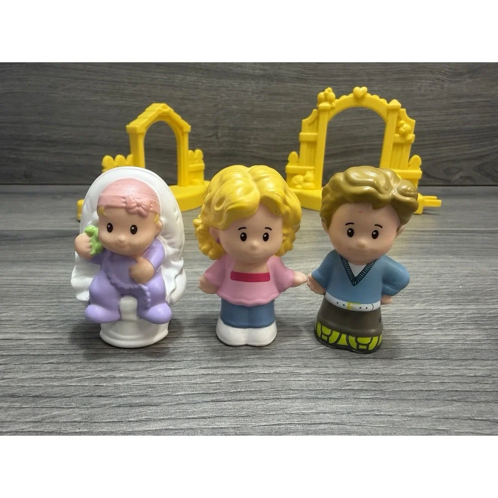 Fisher Price Little People Happy Sounds Home Sweet Home 2012 Accessories